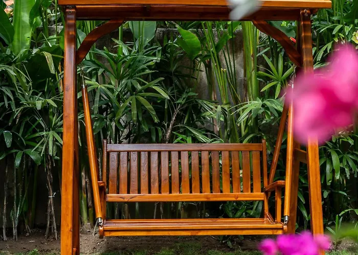 Tropical Sinar Maluku Villa