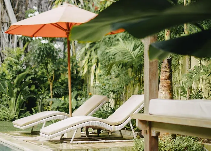 Tropical Sinar Maluku Villa